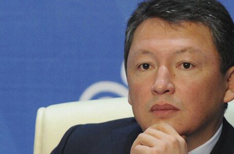 Más familiares de Nazarbaev pierden sus puestos tras los disturbios en Kazajistán