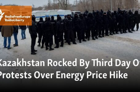 Kazajstán se ve sacudido por el tercer día de protestas por la subida del precio de la energía