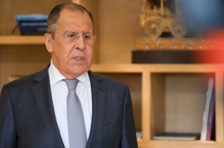 Lavrov dice que las conversaciones de seguridad con Washington tendrán lugar después de las vacaciones rusas