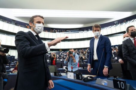 Macron promete fronteras fuertes en la UE