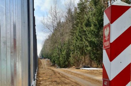 La UE pide a Polonia un control fronterizo “firme” de Bielorrusia