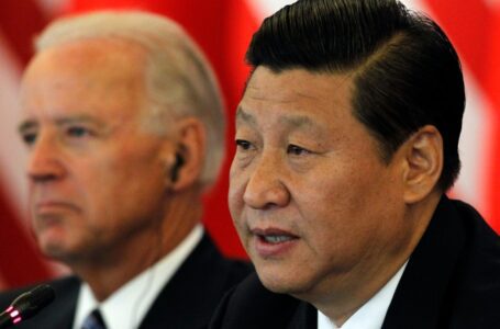 El Pentágono espera que haya más líneas directas con China