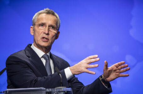 La opinión pública occidental tiene un deber “moral” con Ucrania, dice el jefe de la OTAN