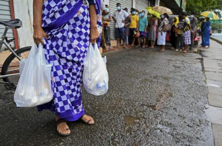 Las embarazadas de Sri Lanka temen “una comida al día