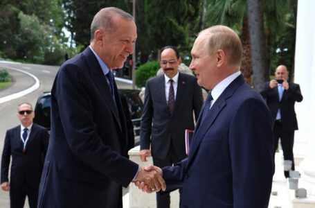 Cómo Putin y Erdoğan están haciendo irrelevante a Occidente