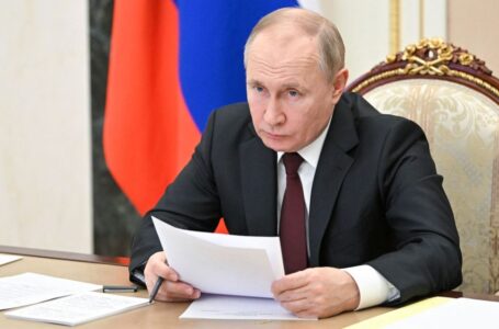 Putin dobla una mala mano con la movilización