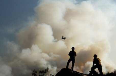 Más de la mitad de las zonas rurales de California en zona “muy alta” de incendios
