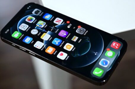 BOE recupera la confianza de Apple y podría suministrar más pantallas de iPhone 15 que Samsung