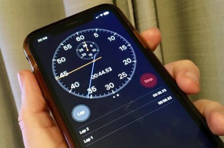 Cómo cambiar de un cronómetro digital a uno analógico en el iPhone
