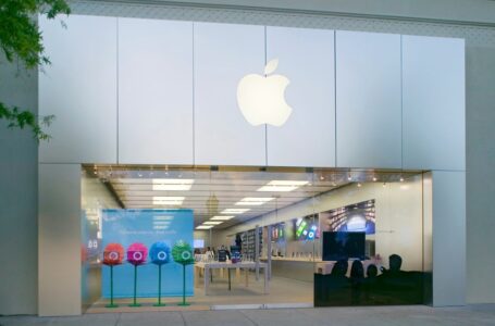 Hoja negra: Un robo en una Apple Store de Alabama y registros de iPhone