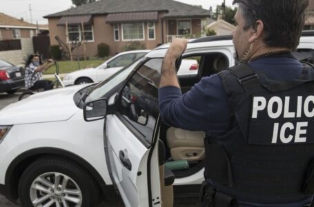 ICE libera a miles de inmigrantes afectados por la filtración de datos