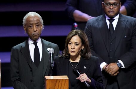 En el funeral de Tyre Nichols, Kamala Harris pide una reforma policial