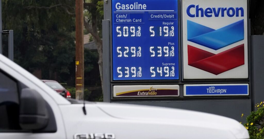 Chevron no ha cumplido con la nueva ley de precios del gas en California