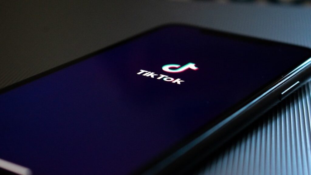 EE.UU. exige a los propietarios chinos que vendan TikTok o se enfrentarán a una prohibición