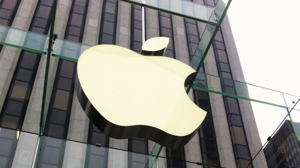 Morgan Stanley eleva el precio objetivo de Apple a 180 dólares