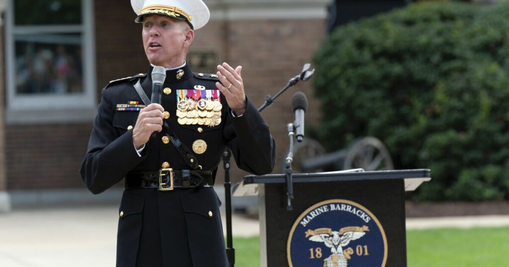 Nuevo líder de la Marina en espera debido a la protesta del aborto de los republicanos